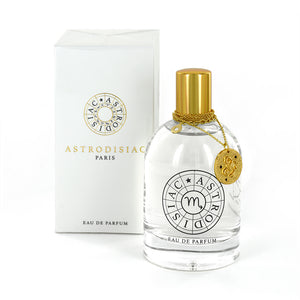 Discover our range of perfume and necklace Astrodisiac. Here is the Scorpio !